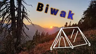 Biwak am Berg mit Tarp