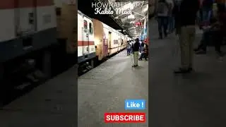 Howrah #WAP7 KALKA Mail at Old #DELHI #shorts #ytshorts #IndianRailways | Netaji express