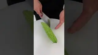 Amazing Bitter Gourd Cutting Trick . Chinese Style . #shorts #viralvideo #chefsufiyan