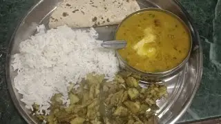 Aalu ki Bhujiya 🤤Dal chaval 🫓 ke sath #livestream #racipe #food #amarpoojaalifestyle