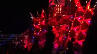 Q Dance Wildstylez EDC 2012 Keep The Record Spinning