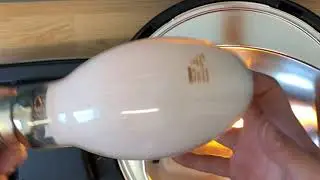 Présentation de 3 luminaires d’éclairage public que Loïc m’a prêté !