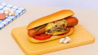 Sausage from Nowhere? 🌭 Discover the Mini Hot Dog Magic! 🎩