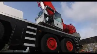 Liebherr LTM1055-3.1 mobile crane (SCHAFTEN TRUCKS)