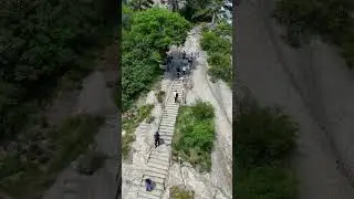 Follow the video camera and climb the eastern peak of Mount Hua together！ #discoverchina