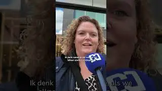 Groep moslims deelt duizend korans uit als reactie op koranverbranding Hoofddorp