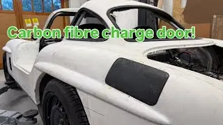 Tesla Gullwing build part 31: a bit of carbon…