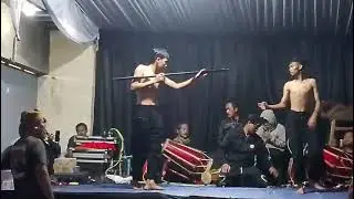 DEMONTRASI KERUDUNG/BANJIR DARAH   NGERIIIIIII!!! GADJAH PUTIH BENTENG PUSAKA