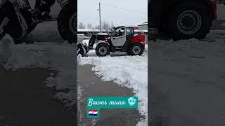 Dumaan si Tarzan #buhaycroatia #ofwlifesacrifice #snow #shortvideo #short #subscribe #subscribers