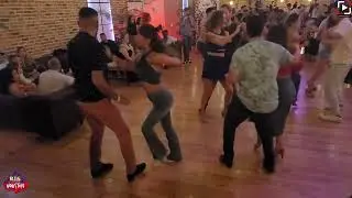 Brenda Liew y Rob social dancing at BIG Salsa Festival Pre-party