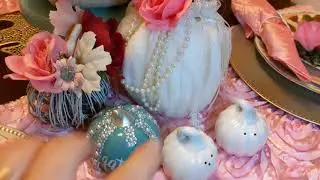 Glitzy Glam's Pink Thanksgiving Tablescape
