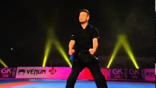 Le nunchaku artistique avec J.Defer au 29ème Festival des Arts Martiaux
