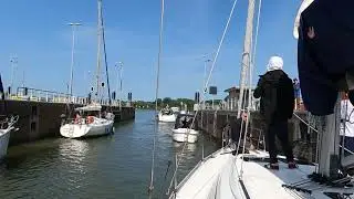 &Aacute;thaj&oacute;z&aacute;s a North Sea Canal-on (Amsterdam) 5. r&eacute;sz, 2025. aug Ocean Sailing SE oceansailing.meder.hu