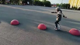 Ninebot One E+, 8 year old boy