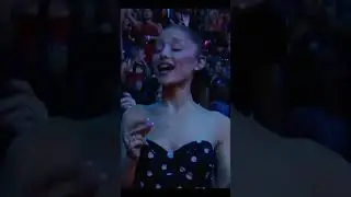 Ariana Grande and her dad, Ed Butera, were livin' la vida loca during Ricky Martin's #VMAs