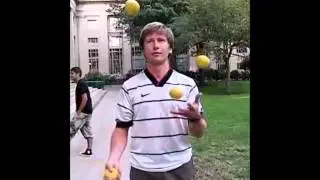 Juggling 4 Balls Super Slow Motion Eric Gilbertson