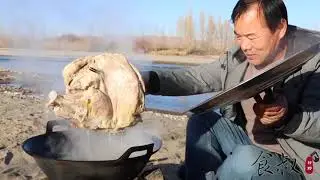 The authentic way of grabbing lamb in Northwestern China, throwing 5 pounds of lamb chops