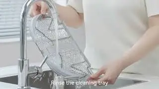 Install, Remove the Cleaning Tray, Base of Freo X Ultra