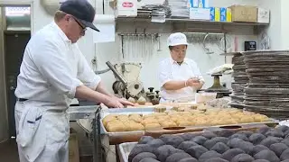 Historic Phoenix Bakery in Los Angeles famous for its mooncake