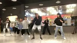Cassper Nyovest feat Tweezy Amademoni Dance