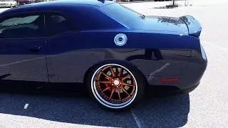 Mopars squattin