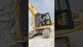 Excavator Lover 🥰🥰#desikingvlogs #excavator #coupledailouges #ytshorts #shorts #shortvideo