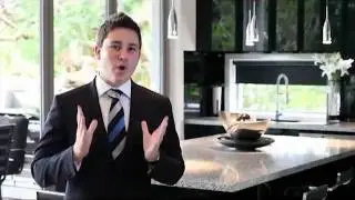 Harcourts Queensland Chief Auctioneer, Ben Brady - The different methods to selling your property 3