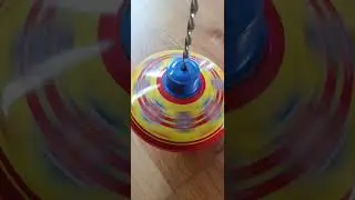 Fast spinning  💠🌀 #spinningtop #tintop #tintoys #toys #spin #spinner #spinnertoy