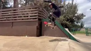 SURF SKATE SNOW