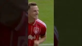 This Elliot Anderson assist 😳