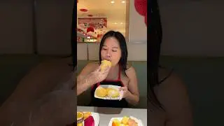 Вьетнаме 🇻🇳: неограниченное количество дуриана и боба-чая за 2 доллара.
