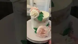 Floral Cake  Fondant Flowers #cakedecorating #cake #baking #cakedesign #weddingcake#fondantflowers