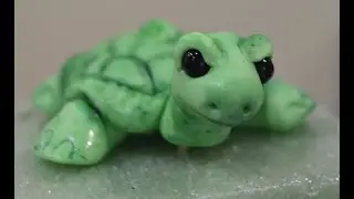 Sculpted Fondant Tortoise Cake Topper