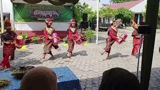 Perpisahan anakku di sekolahnyab
