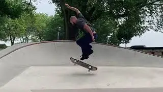 SKATE or SPLIT Daniel Jones Brand Ambassador/Flow Team