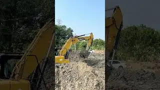 Excavator Land Cutting | Heavy Equipment in Action #shorts #shortsfeed