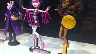 MONSTER HIGH DOLLS MATTEL BOOTH SDCC 2012