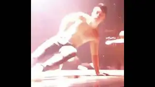 Magic Mike Live - Patrick Packing