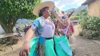 DANZA DE LOS RUBIOS EN SANTA CATARINA NOLTEPEC. #losamigos #porlatradicionyelgusto 