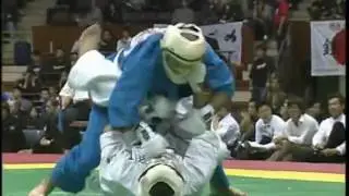 大道塾空道2005年世界大会 二回戦　岩木秀之選手 カポエィラから襟絞め
