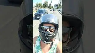 мотобайк-такси очень популярный вид транспорта в Бразилии #путешествия #латинскаяамерика