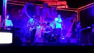 Sunny Parade - This Love @ The Mall City Walk MIX's Music Challenge 2012 [1]
