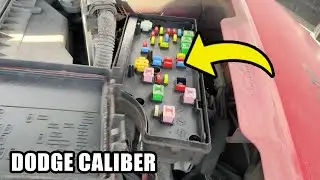 Dodge Caliber : Fuse Box Location