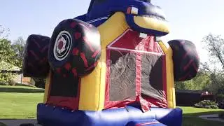 Inflatable T-Rex cause a sensation at Y&G inflatable company's Chinese New Year party!!