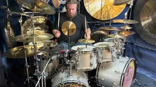 Ludwig 7ply Maple Classic Kit with Paiste, Zildjian & Sabian Cymbals.