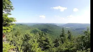 Solo hiking Mount Gibraltar (Cap B&eacute;dard), Vall&eacute;e Bras-du-Nord, Canada