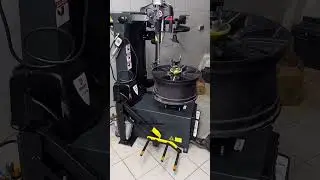 Супер автоматический универсальный шиномонтажный стенд Bright 897V от Азбука Автосервиса РФ #bright