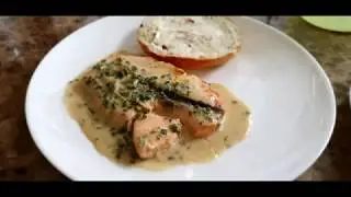 Saumon avec sauce au beurre de citron