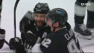 Darcy Kuemper earns a shutout in the Kings&rsquo; first home win of the season.