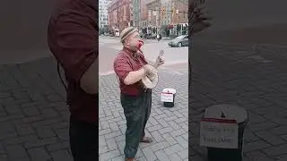 Busking Tin-Pan-Alley Tunes!